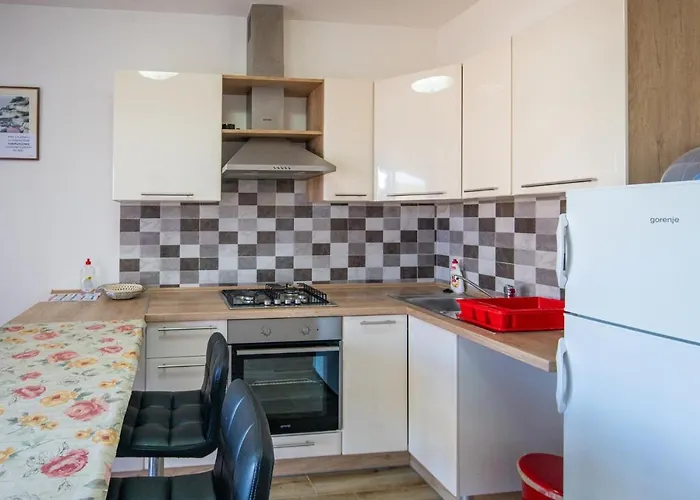 With Parking Space - 8214 Pašman