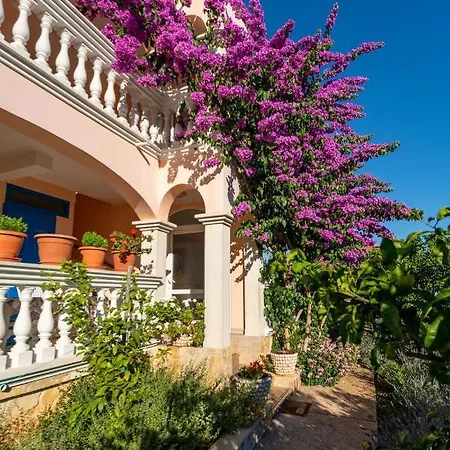 Daire With Parking Space - 8214